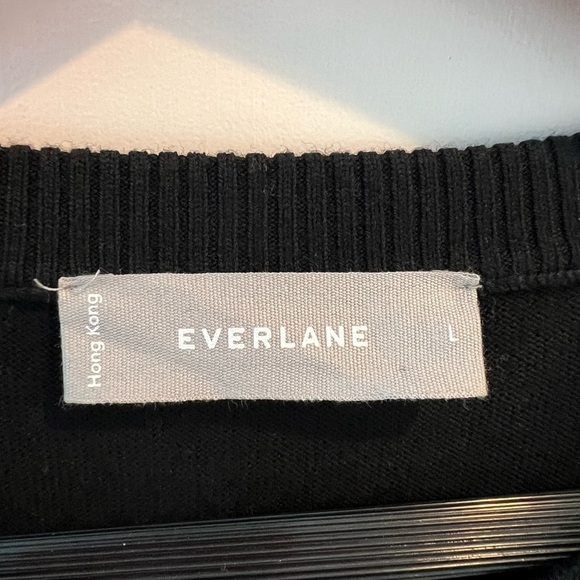Everlane Crewneck Wool Sweater - Picture 4 of 13